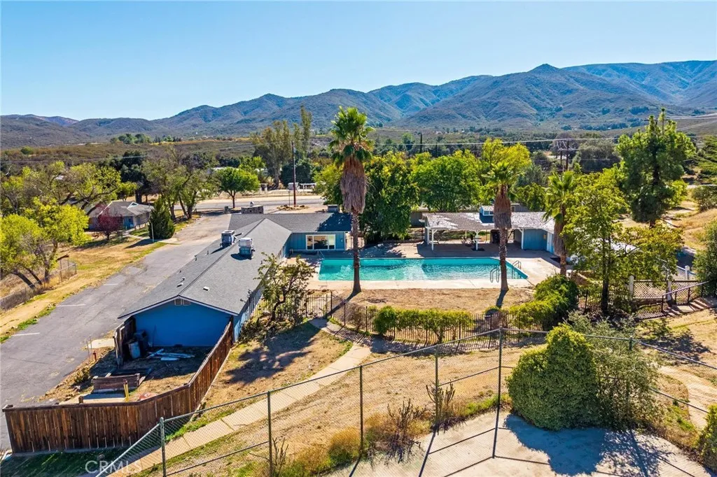 https://cdn.realtyfeed.com/cdn/127/306783752/df07e45e0903fb6d4575a935c0a55df0.webp