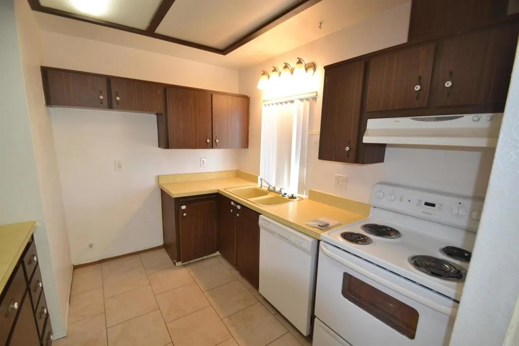 https://cdn.realtyfeed.com/cdn/127/306783795/9453584f73effcee3e9be687ace79533.webp