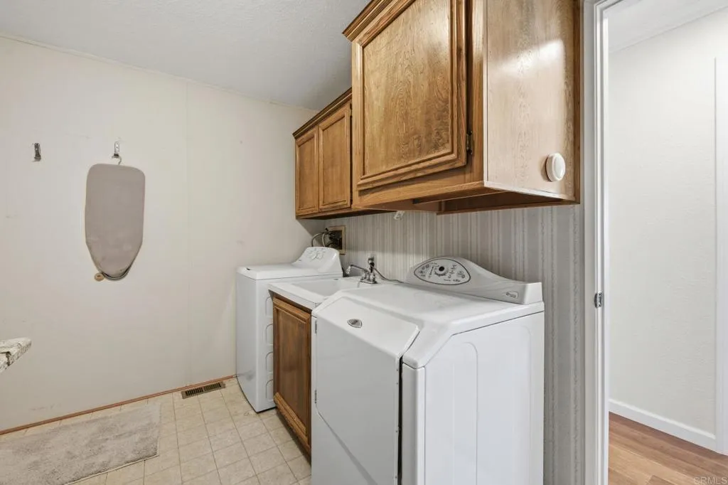 https://cdn.realtyfeed.com/cdn/127/306783799/0d27789f51589b5727d4aeb7a0dc6506.webp