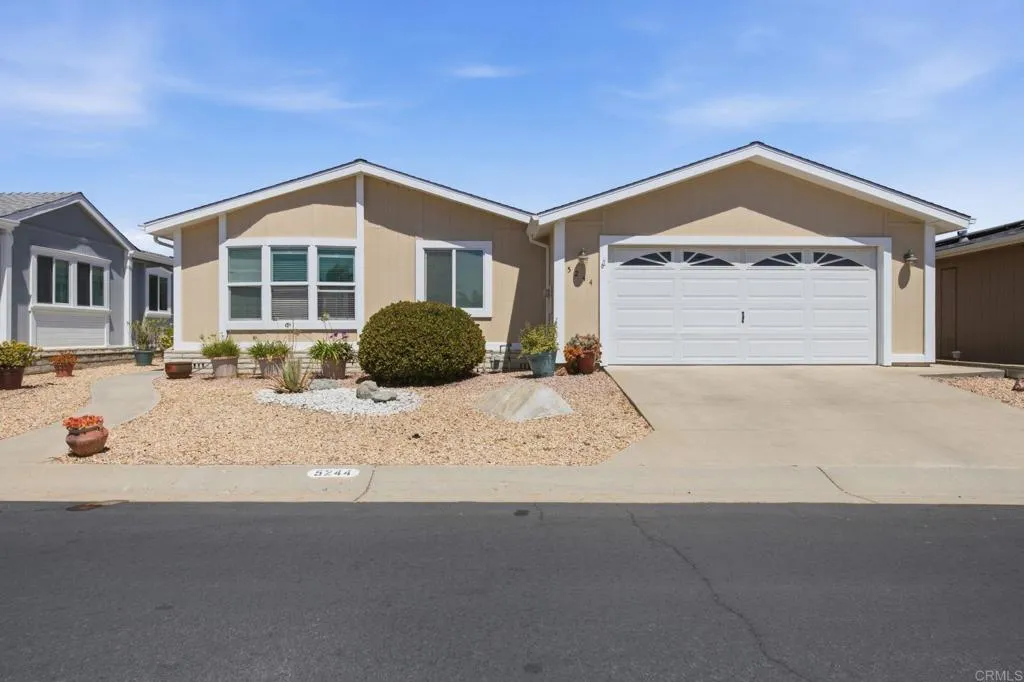 https://cdn.realtyfeed.com/cdn/127/306783799/6be3ee3bb31ce2bd287e298e460016b2.webp