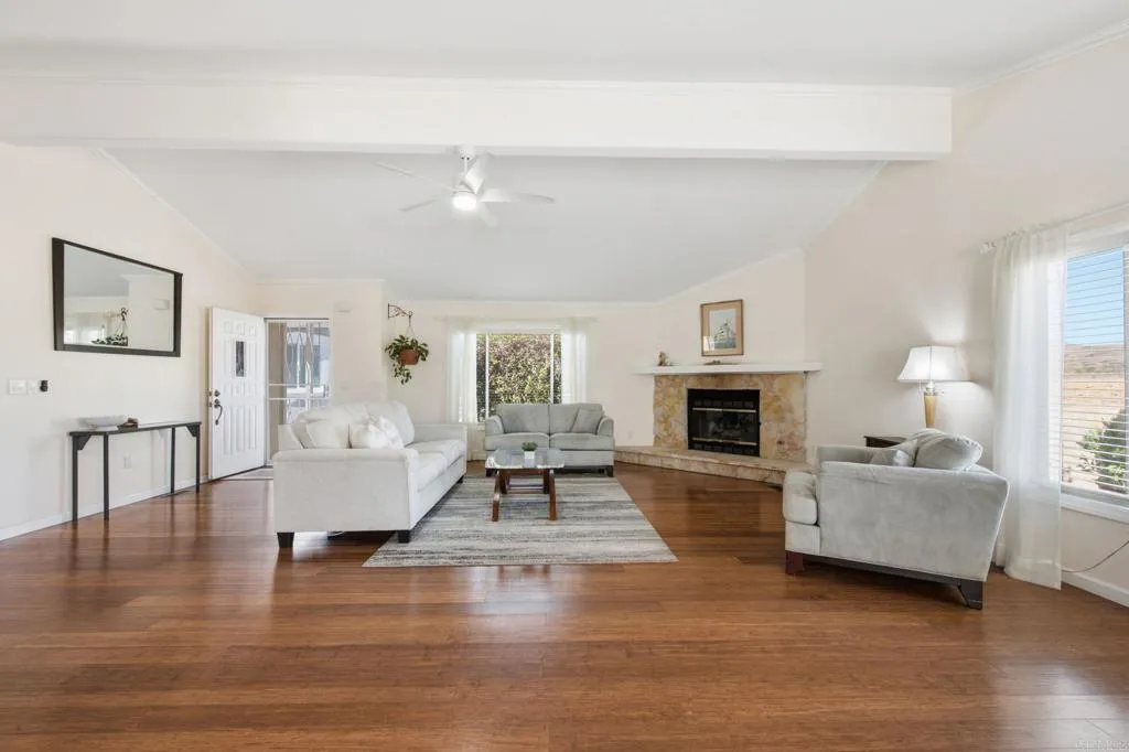 https://cdn.realtyfeed.com/cdn/127/306783799/d6a34111df1d02b58f839bbdcf206641.webp