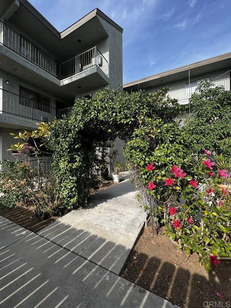 4120 Estrella Ave Unit 14, San Diego, CA 92105 - Main photo, San Diego, CA