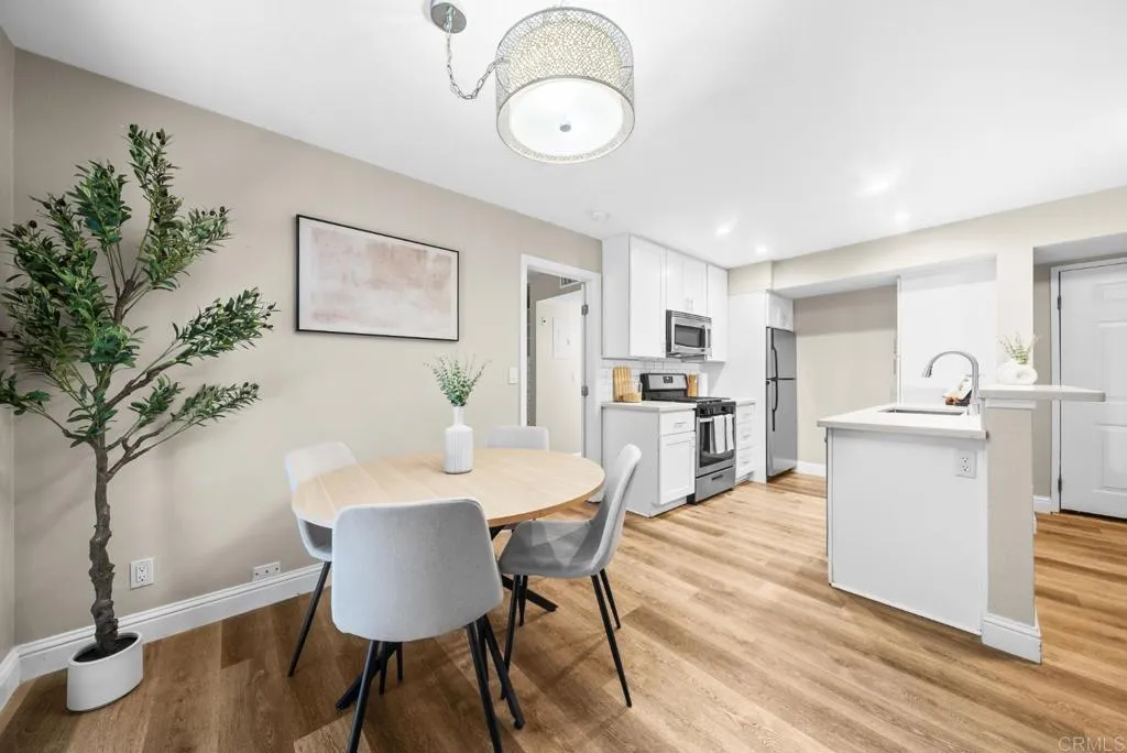 https://cdn.realtyfeed.com/cdn/127/306783851/312705a210c727d3a331c0a813b19135.webp