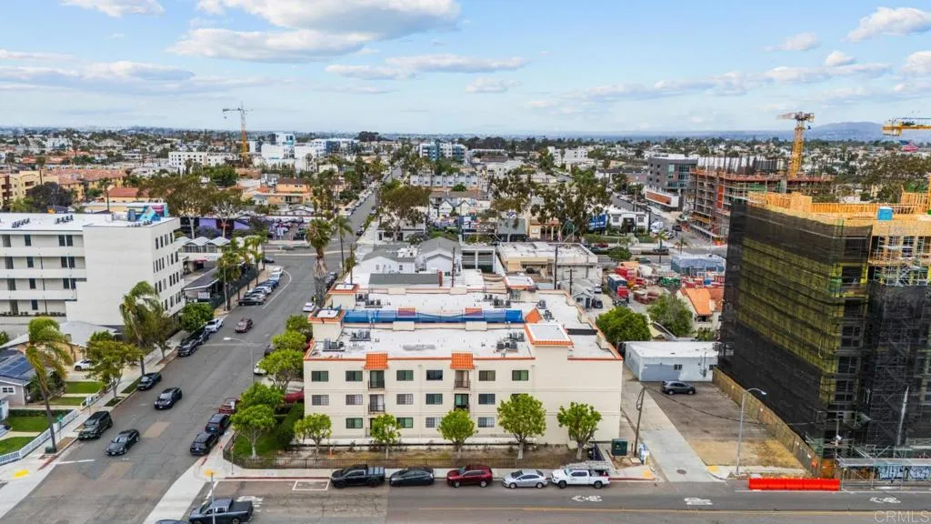https://cdn.realtyfeed.com/cdn/127/306783851/3c5f8c5dc95c425fc74d585ebe090496.webp