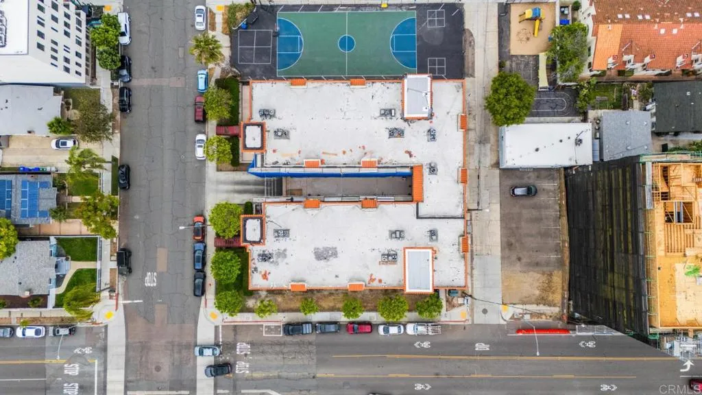 https://cdn.realtyfeed.com/cdn/127/306783851/3cfe44ad76674a3fcb75c0e8fc7c37ee.webp