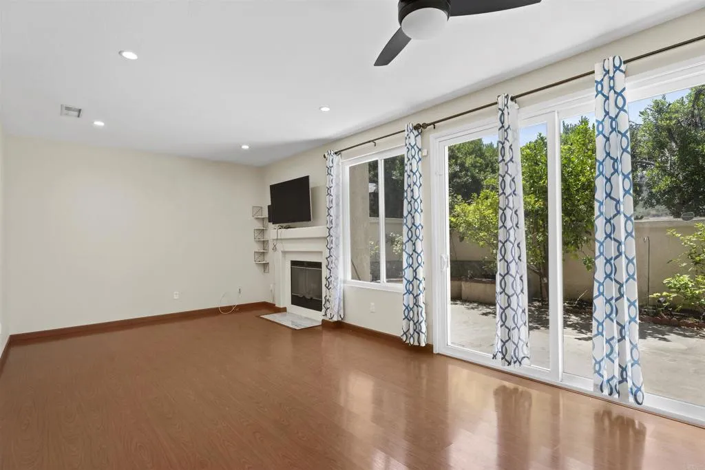 12330 Creekview Drive Unit 12330, San Diego, CA 92128 - Photo 3 of 34, San Diego, CA