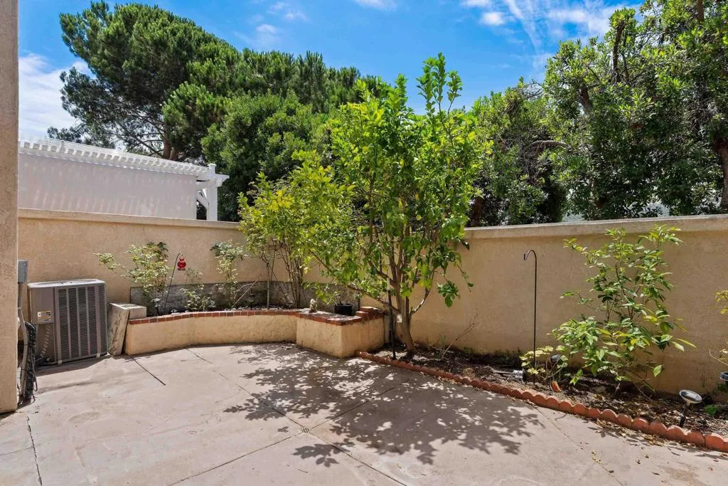 https://cdn.realtyfeed.com/cdn/127/306783875/96dc1978d9c41446e7e1032a2d7bba07.webp