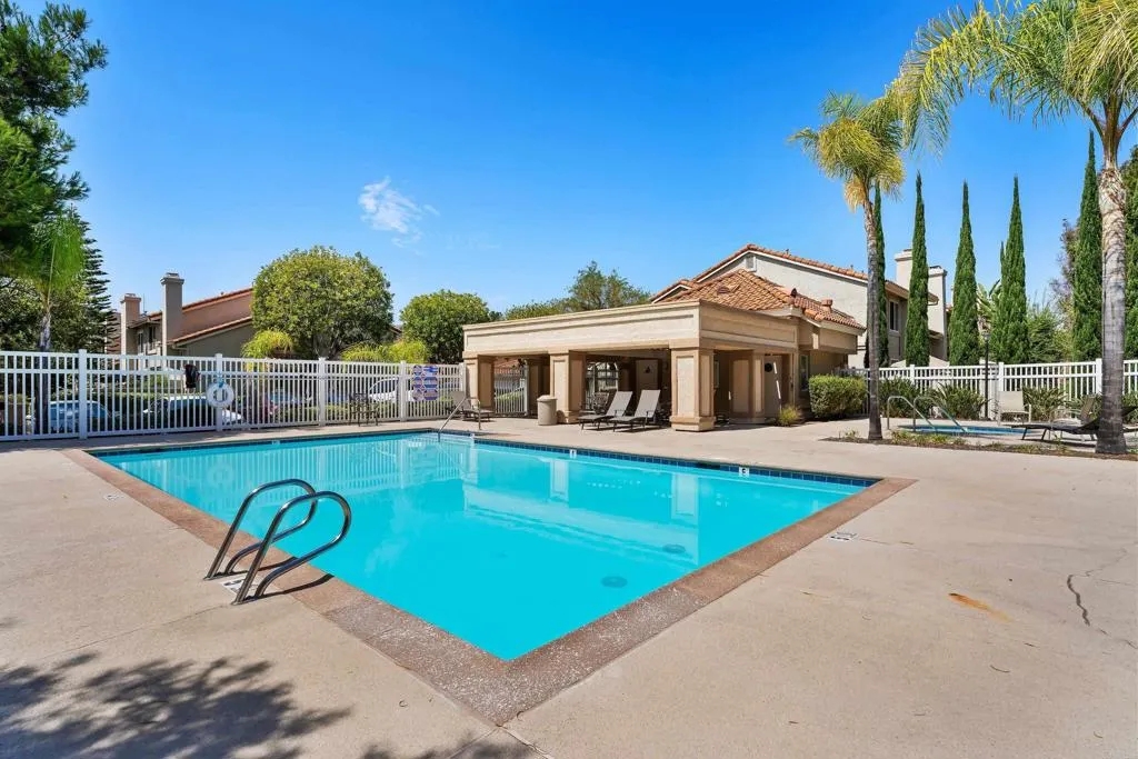 https://cdn.realtyfeed.com/cdn/127/306783875/db9973e25476973c7368f9bb39ae5d04.webp