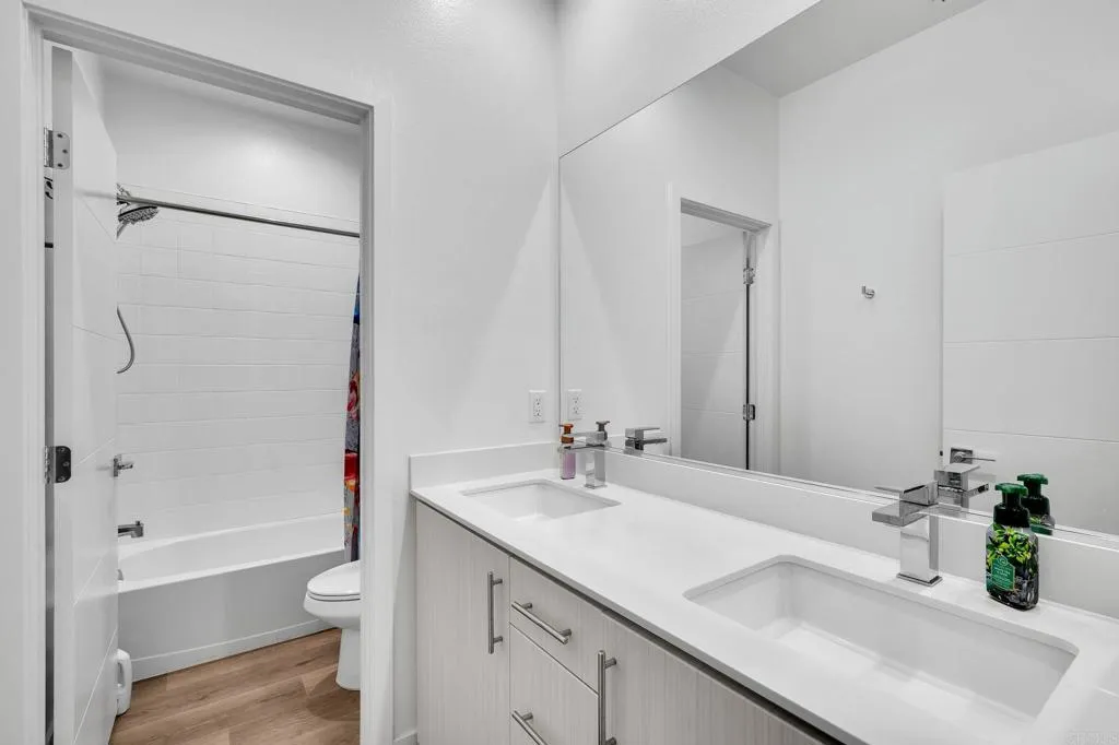 Photo #21: PTP2605874 Listing: Photo #21