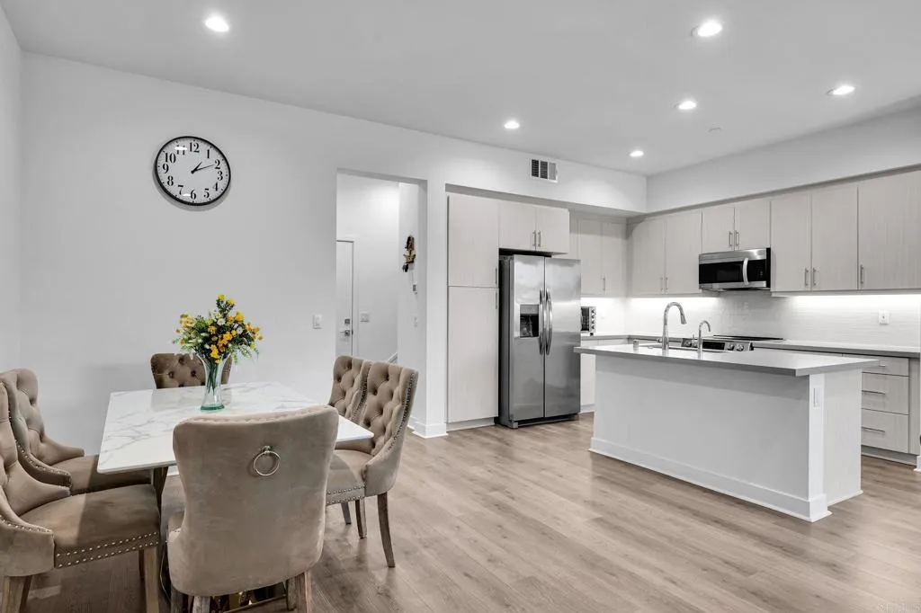 Photo #7: PTP2605874 Listing: Photo #7