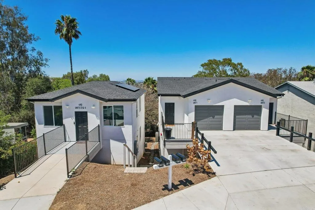 490 Lado De Loma Drive, Vista, CA 92083 - Main photo, Vista, CA