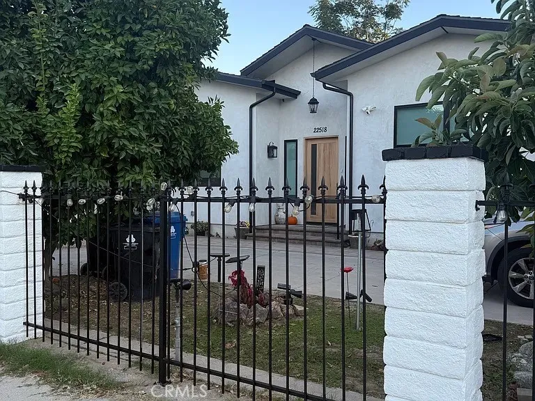 Woodland Hills, CA 91367