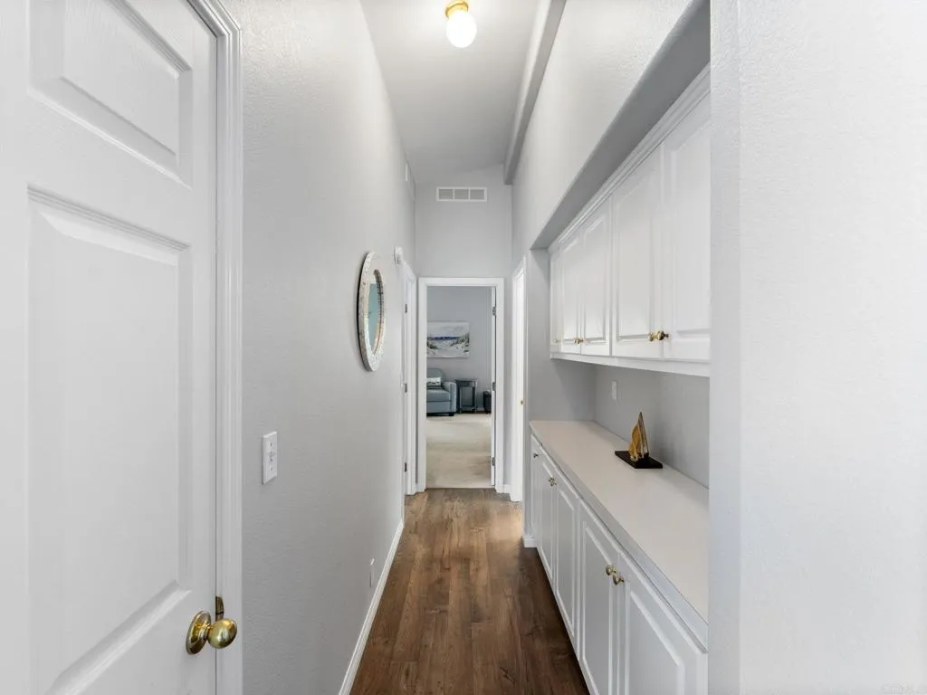 https://cdn.realtyfeed.com/cdn/127/306784046/5b867a93ec3c28e0a422f1ad68b757f6.webp