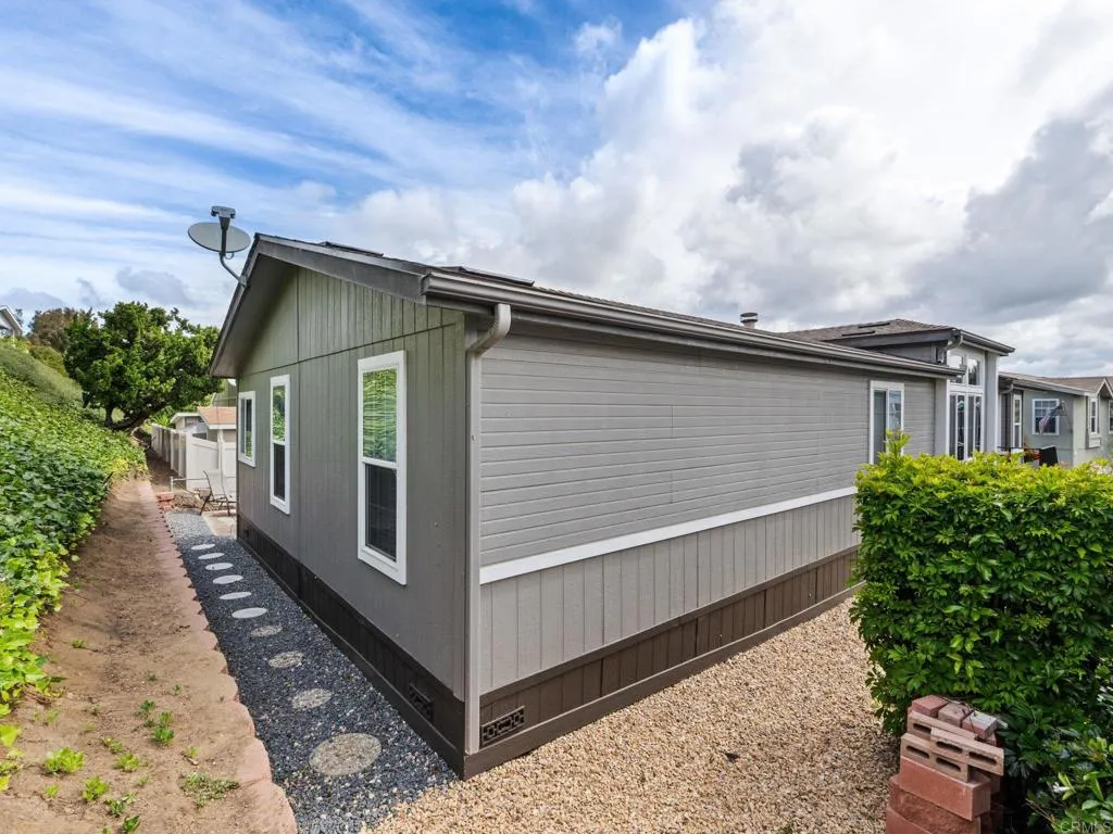 https://cdn.realtyfeed.com/cdn/127/306784046/ca634ce2335fc3c40616bfd4d91bfccd.webp