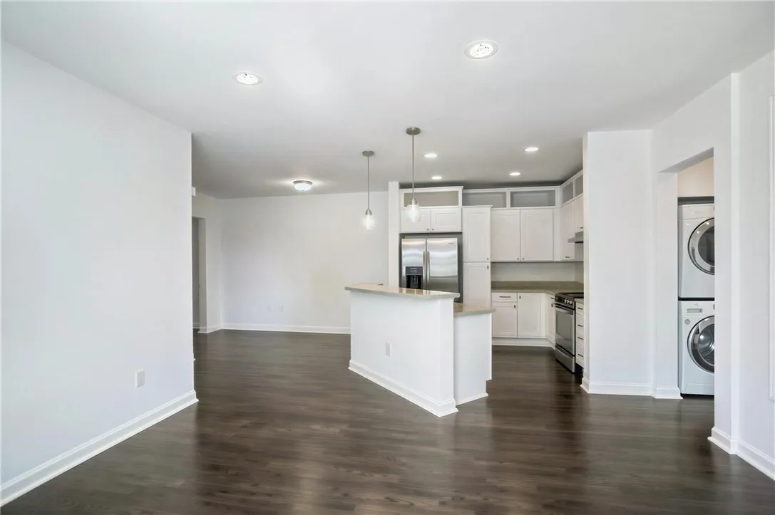 Photo #9: TR26168538 Listing: Photo #9