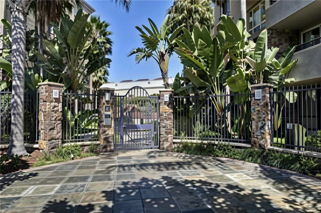 Photo #25: TR26168538 Listing: Photo #25