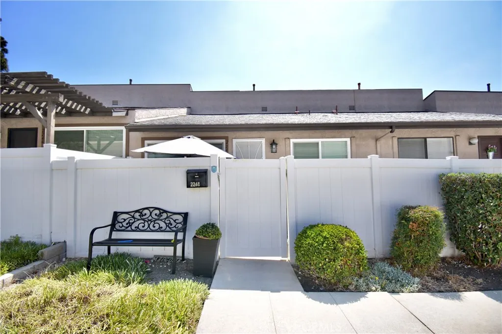 2248 Loma Alta Drive