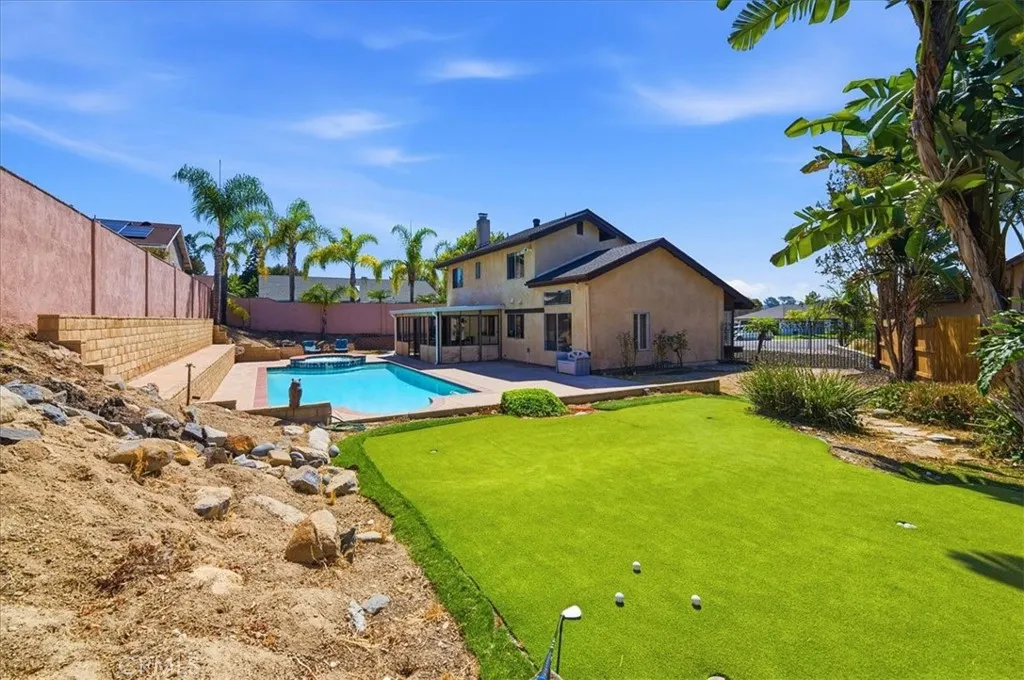 https://cdn.realtyfeed.com/cdn/127/306784191/61b5ddd32661a73eadbad51fd1487d5a.webp