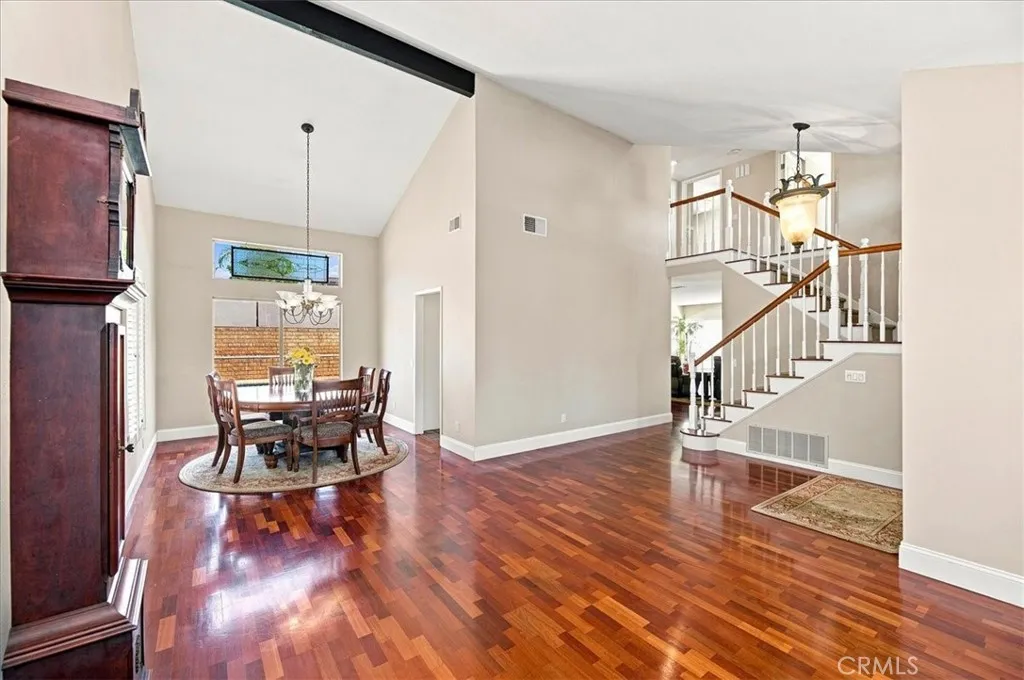 https://cdn.realtyfeed.com/cdn/127/306784191/cf266aea2b0cbe375bf4cd3c175a1400.webp