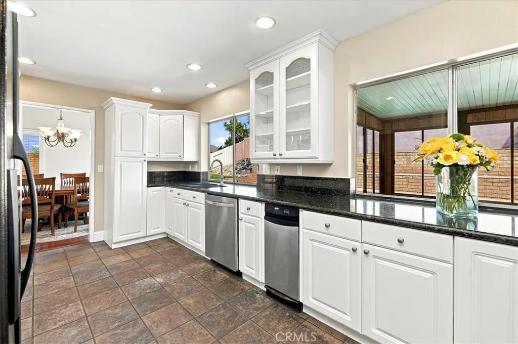https://cdn.realtyfeed.com/cdn/127/306784191/d0bdd64cb16f9182f92c0da3a7194aac.webp