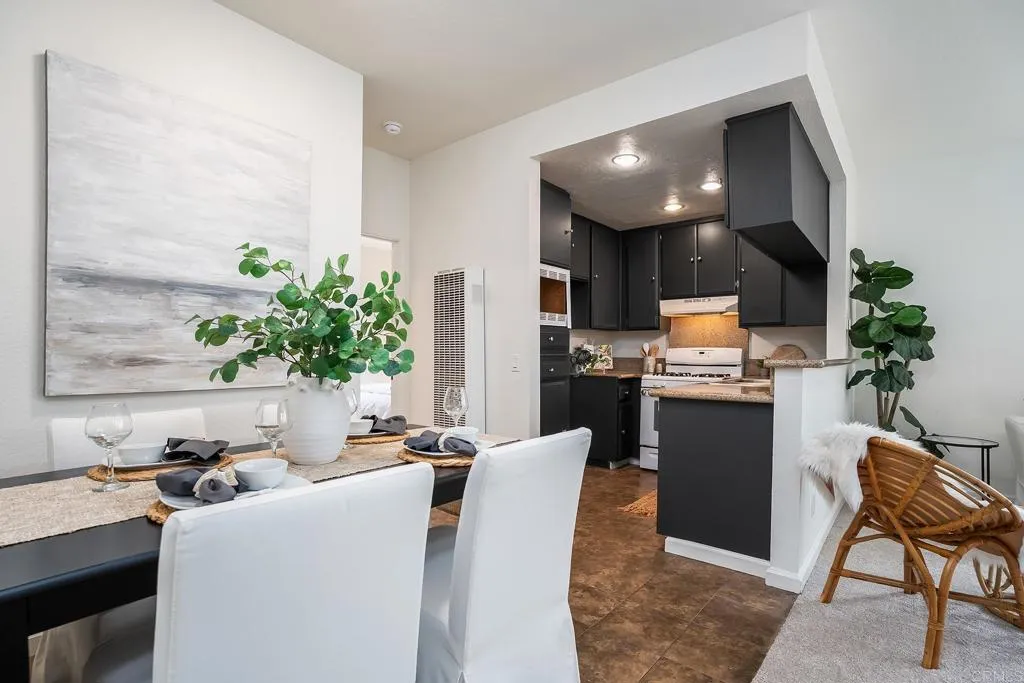 https://cdn.realtyfeed.com/cdn/127/306784322/7e8492c797cc39203bd1fef5109a704c.webp