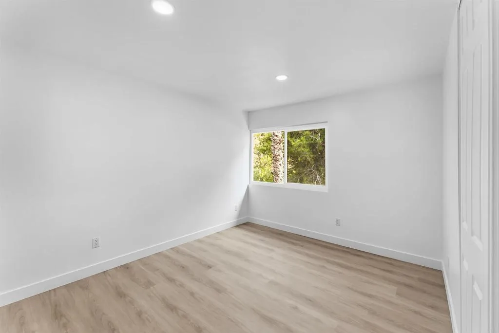 https://cdn.realtyfeed.com/cdn/127/306784323/0e0e44b35bda3c2f588775f52cf0b511.webp