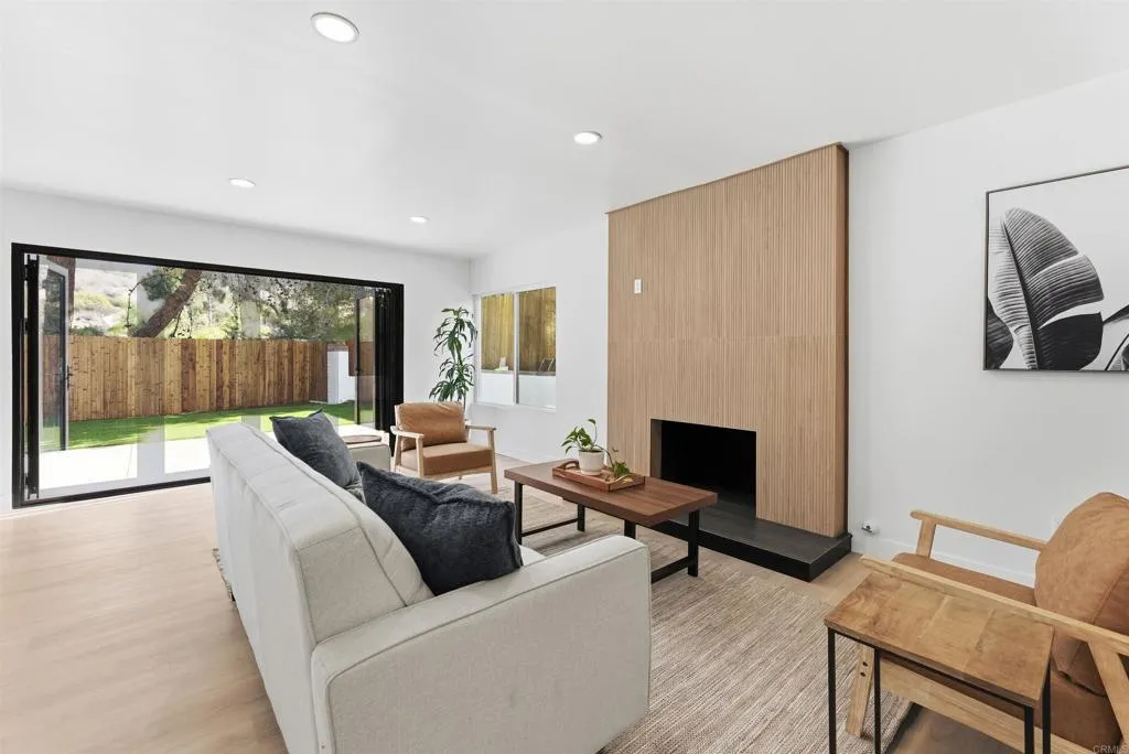 https://cdn.realtyfeed.com/cdn/127/306784323/2916eca504fe7ee8b550c78b0d1b04c1.webp
