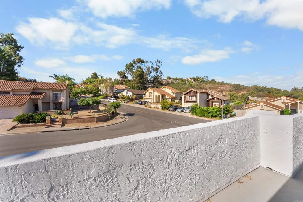 https://cdn.realtyfeed.com/cdn/127/306784323/2cde99f944f288206e8675a25ca14b1b.webp