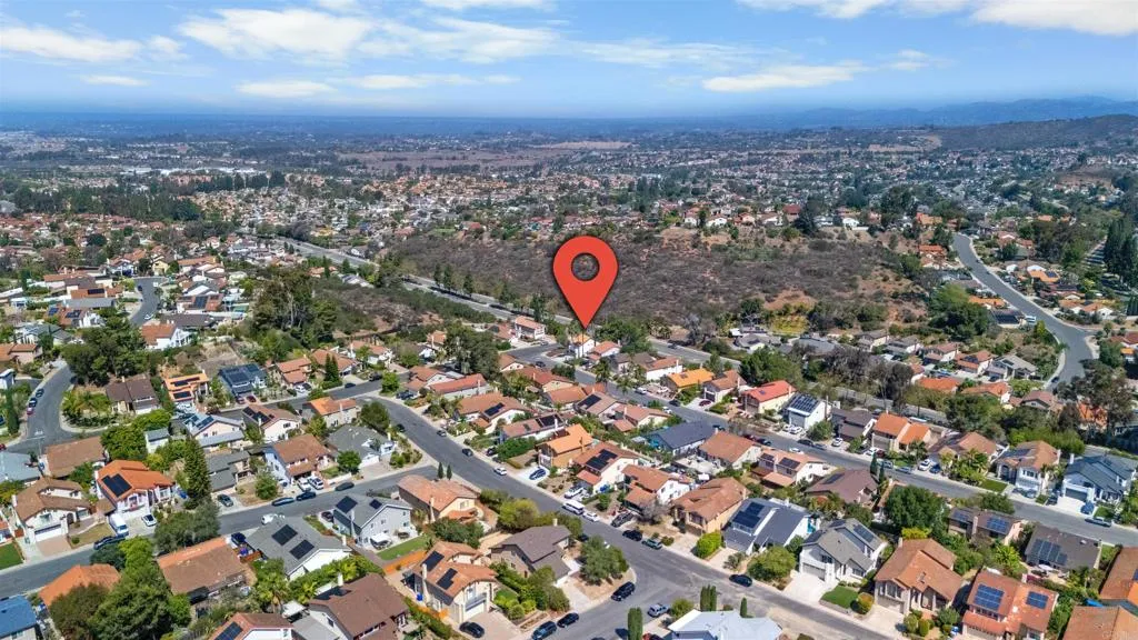 https://cdn.realtyfeed.com/cdn/127/306784323/64b0827a331660a9fea28d914edb97de.webp