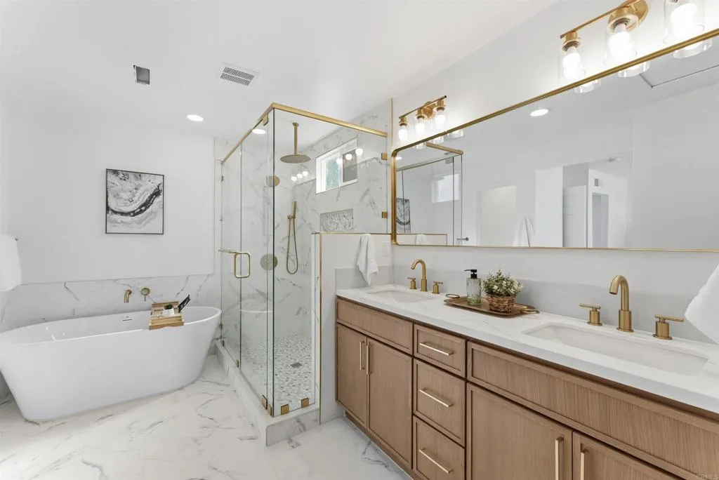https://cdn.realtyfeed.com/cdn/127/306784323/763fd034de1a4a47b310c318f556024c.webp