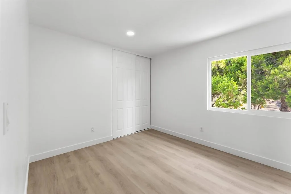 https://cdn.realtyfeed.com/cdn/127/306784323/dea0fdd51a0978e497af89a50038883a.webp