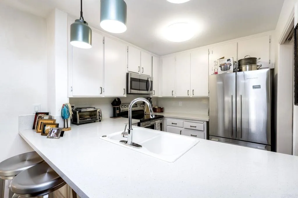 3940 Dove Street Unit 207, San Diego, CA 92103 - Photo 4 of 30, San Diego, CA