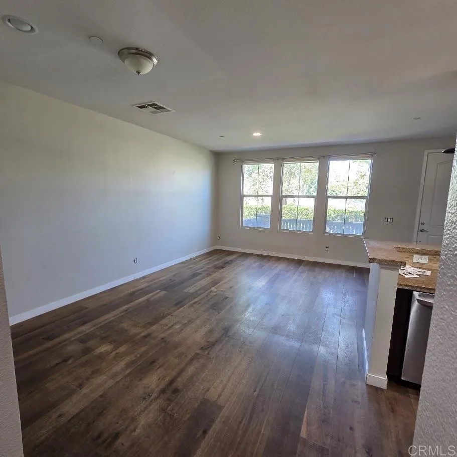 10752 New Grove Trail Unit 74, San Diego, CA 92130 - Photo 4 of 11, San Diego, CA