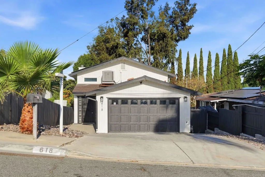 https://cdn.realtyfeed.com/cdn/127/306784375/0ea1f2a2ed84ea170da7363d1ea1e249.webp