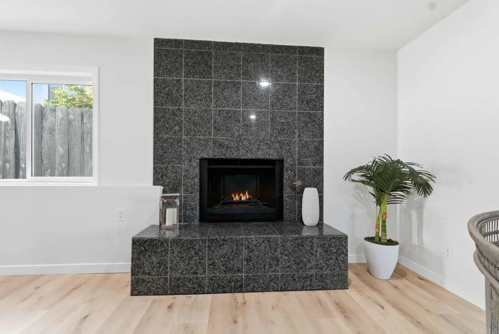 https://cdn.realtyfeed.com/cdn/127/306784375/2f9509bd545a6e91d07f3e2bda3a0a83.webp