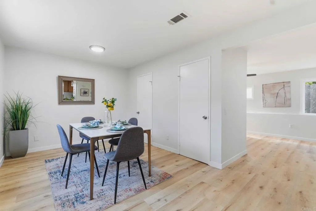 https://cdn.realtyfeed.com/cdn/127/306784375/b77006894d20b4c946fde5c1647e6d81.webp