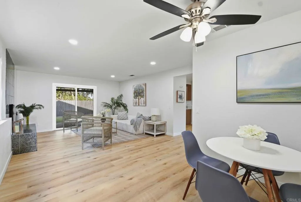 https://cdn.realtyfeed.com/cdn/127/306784375/bb47b128efc6440390d65e2ccf8bc886.webp