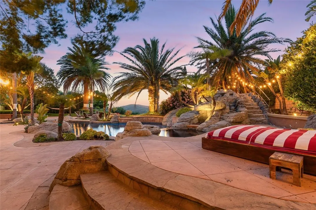 Yorba Linda, CA 92887