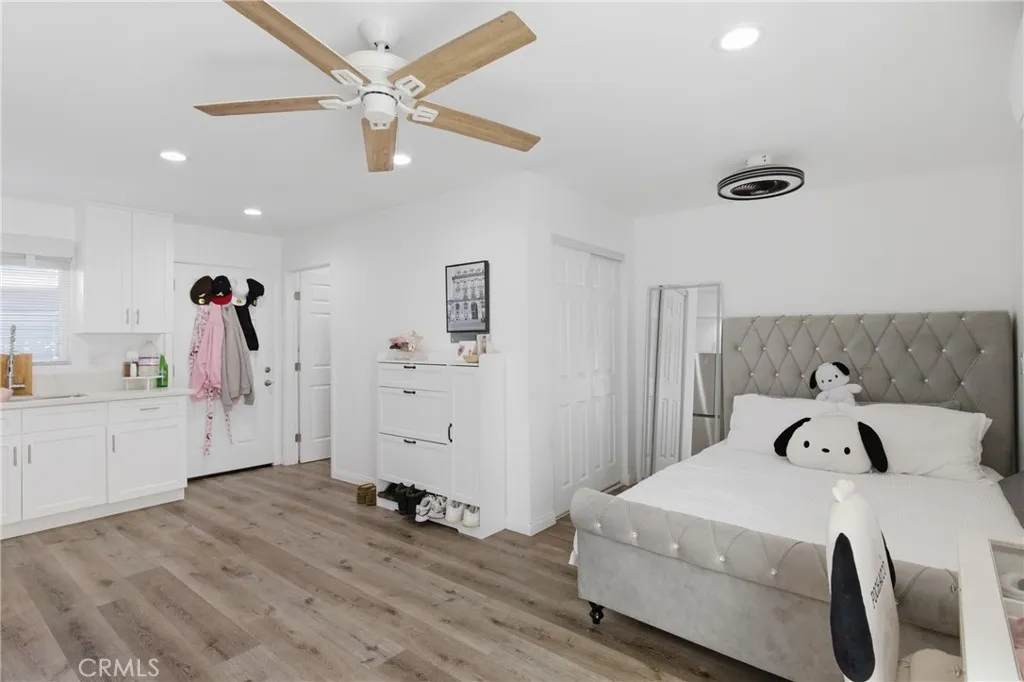 Reseda, CA 91335