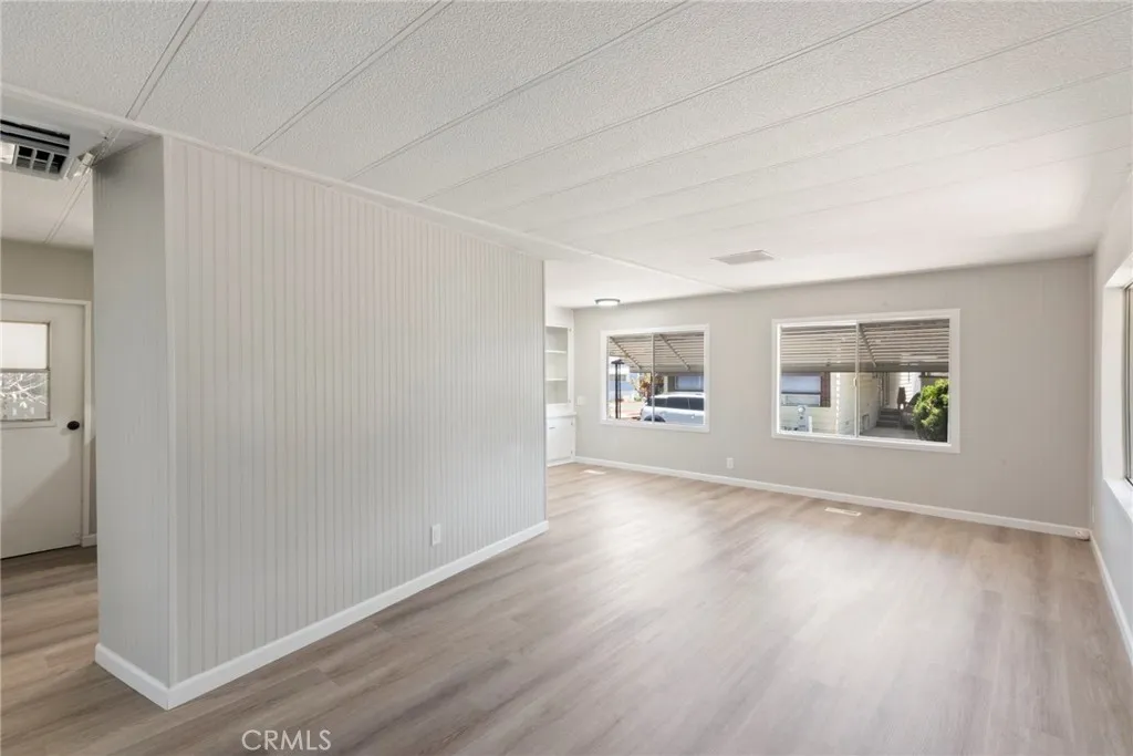 https://cdn.realtyfeed.com/cdn/127/306784417/3c3462f162479ac19d1f05c1353f0a88.webp