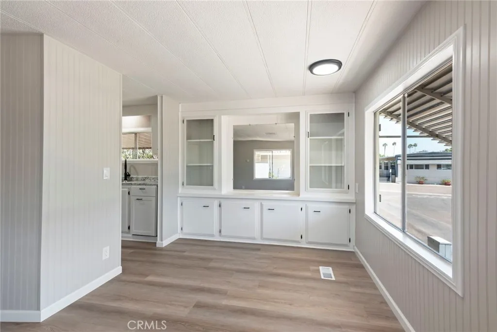 https://cdn.realtyfeed.com/cdn/127/306784417/af46193cda021af9116bd4cc84301a67.webp