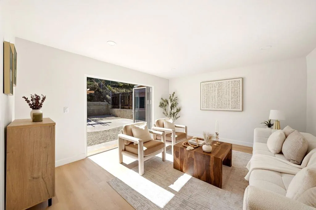 https://cdn.realtyfeed.com/cdn/127/306784452/350a9127b563e64d73cba4bd6de45e63.webp