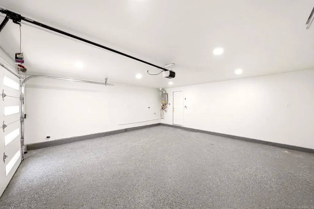 https://cdn.realtyfeed.com/cdn/127/306784452/3aea49c4d34d44a5d315af18b38a16ff.webp