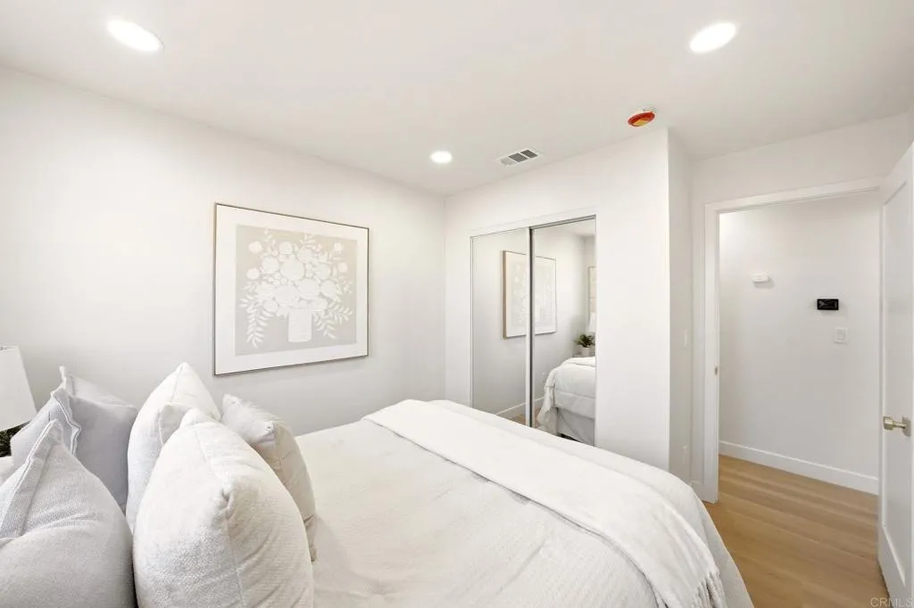https://cdn.realtyfeed.com/cdn/127/306784452/41c16907f31848936b9acffbb2415de1.webp