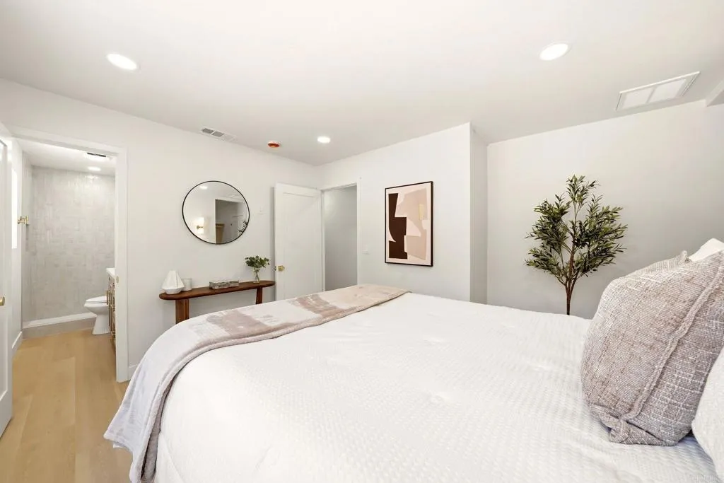 https://cdn.realtyfeed.com/cdn/127/306784452/5a9041e91d502e8eb67dfdff8bebbfe0.webp