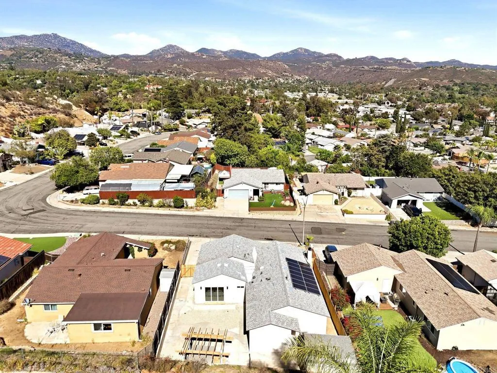 https://cdn.realtyfeed.com/cdn/127/306784452/5e30ee47cc226dcf10a383e086603c92.webp