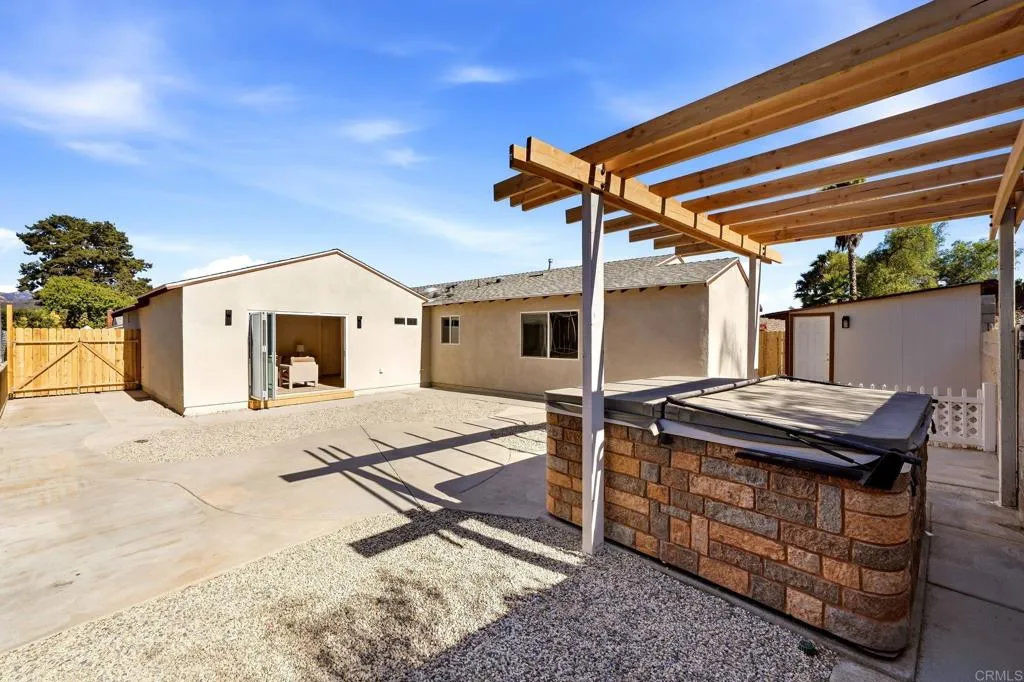 https://cdn.realtyfeed.com/cdn/127/306784452/8562dece63982a1e8139cd5291a0c8b6.webp
