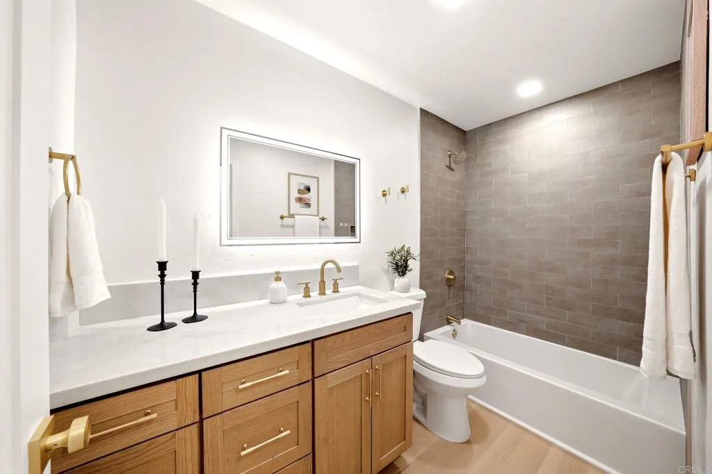 https://cdn.realtyfeed.com/cdn/127/306784452/de7ba4eae1b2938c41468c10637e1d71.webp