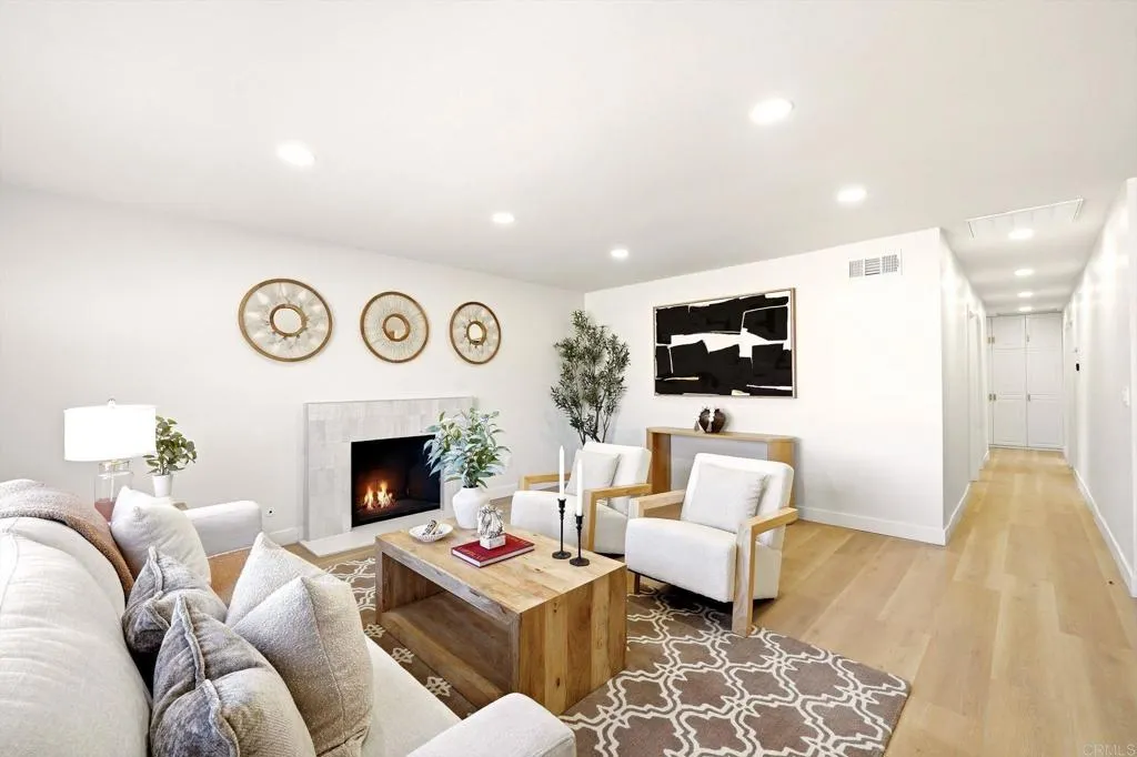https://cdn.realtyfeed.com/cdn/127/306784452/ed3c1a939b9d049c663db8ef220c2c74.webp