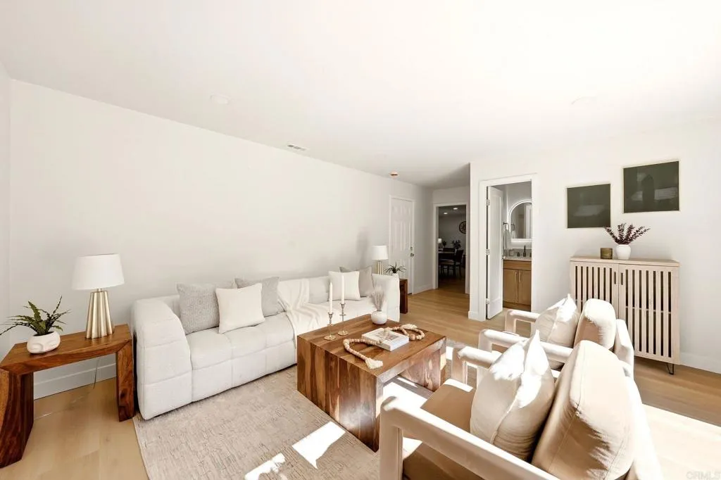 https://cdn.realtyfeed.com/cdn/127/306784452/fcc1d062621b7dd59b4099794cca01f5.webp